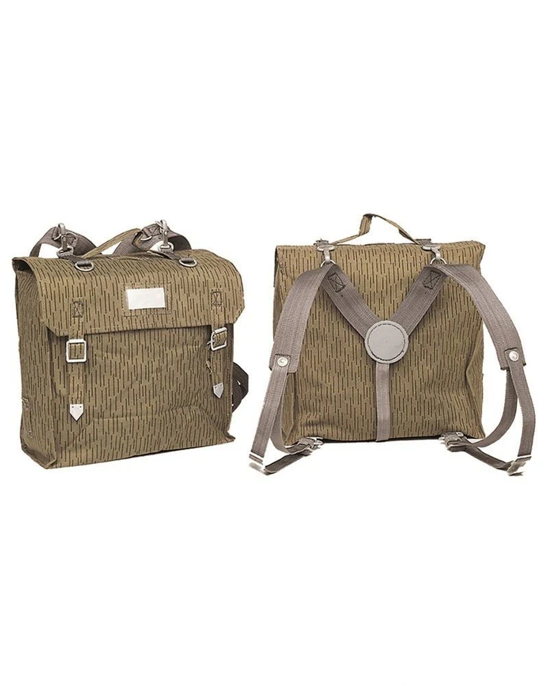 Vintage East German Strichtarn Combat Pack - Image 5